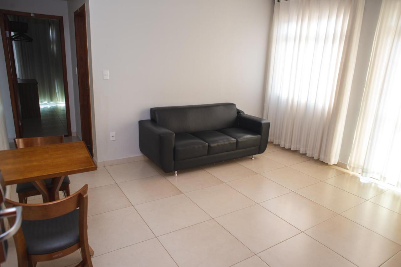 Manhattan Apart Hotel Caratinga Exterior photo